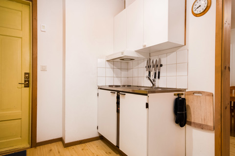 F_Skolhuset Över.jpg